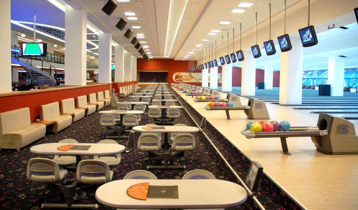 Antares AVM bowling alley lanes and seating areas, Antares Shopping Center, Turkey 