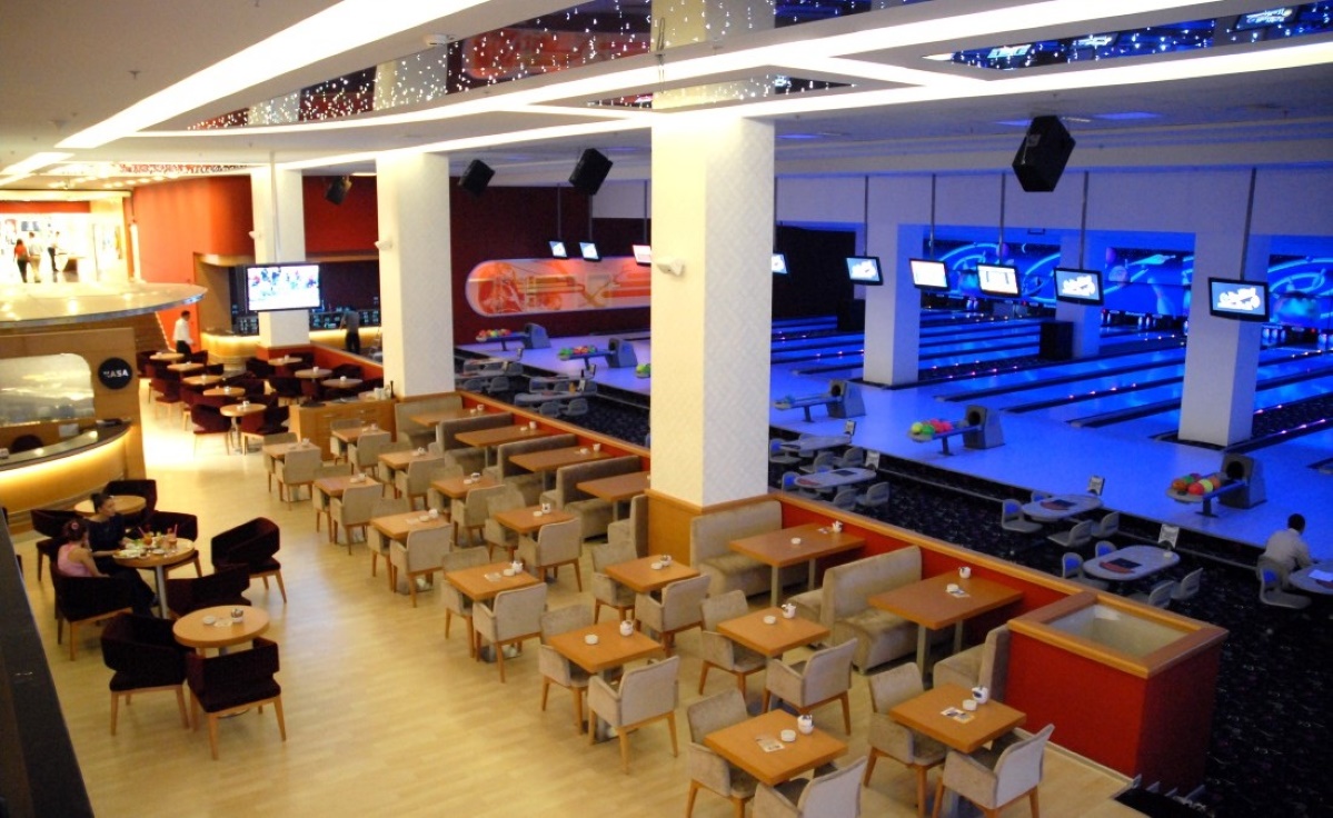 Antares AVM bowling alley lanes and seating areas, Antares Shopping Center, Turkey 