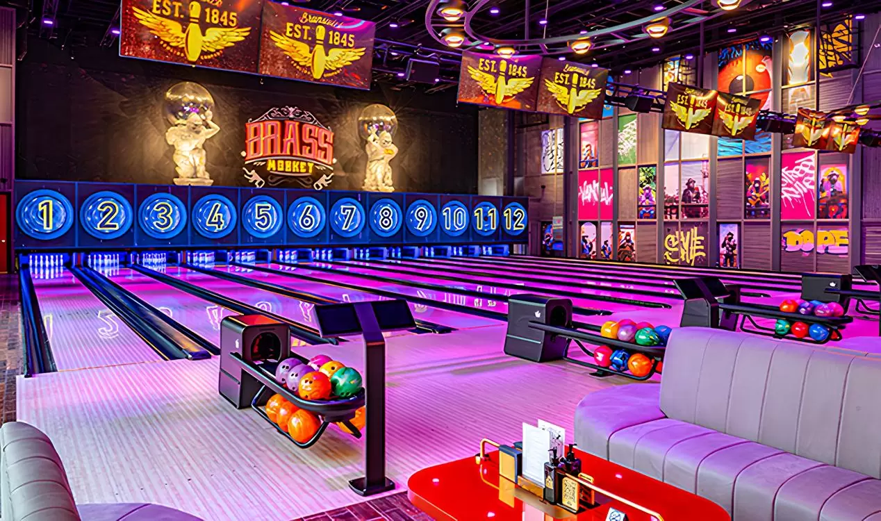 Brass_Monkey_150 (1) brass monkey bowling alley lanes dubai brunswick bowling balls