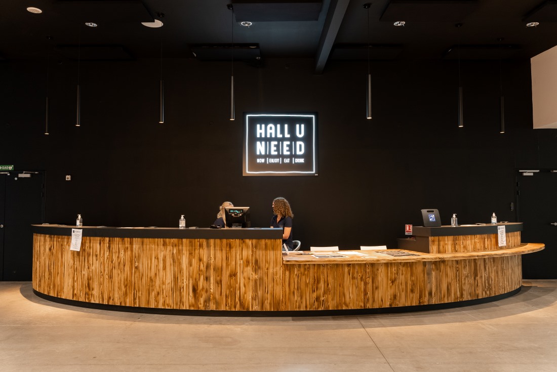 Brunswick distributor Valcke Group - Hall U Need bowling alley Saint-André-lez-Lille, France - Image 5