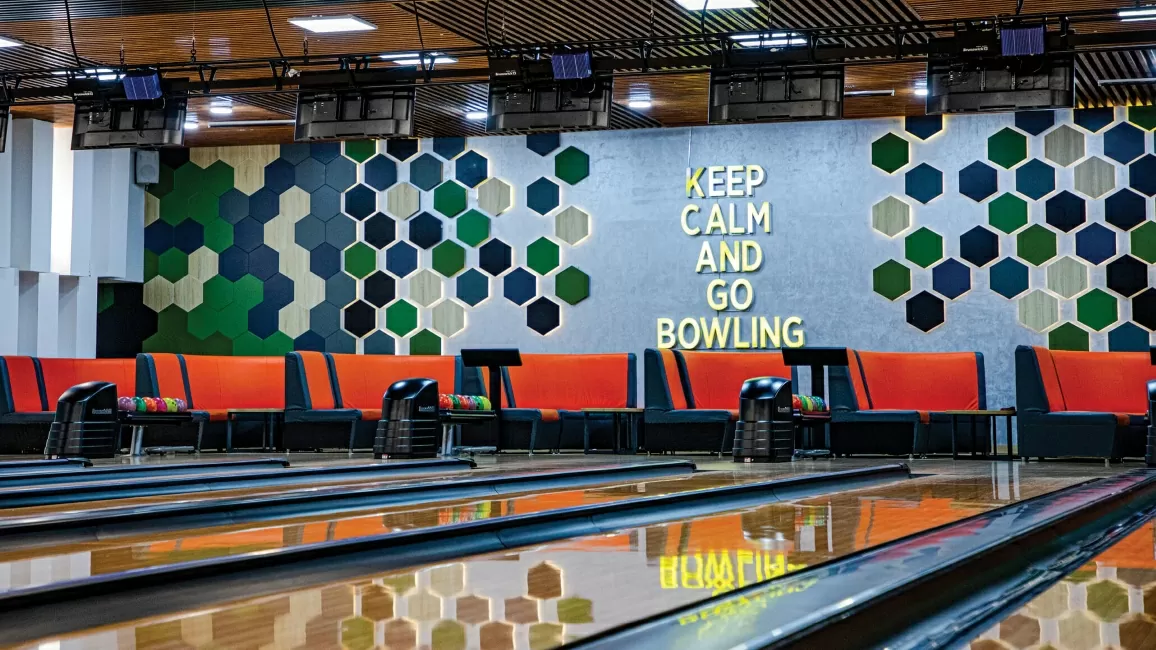 Brunswick distributor - LFR LLC Family Park Mall, Family Bowling bowling alley lanes