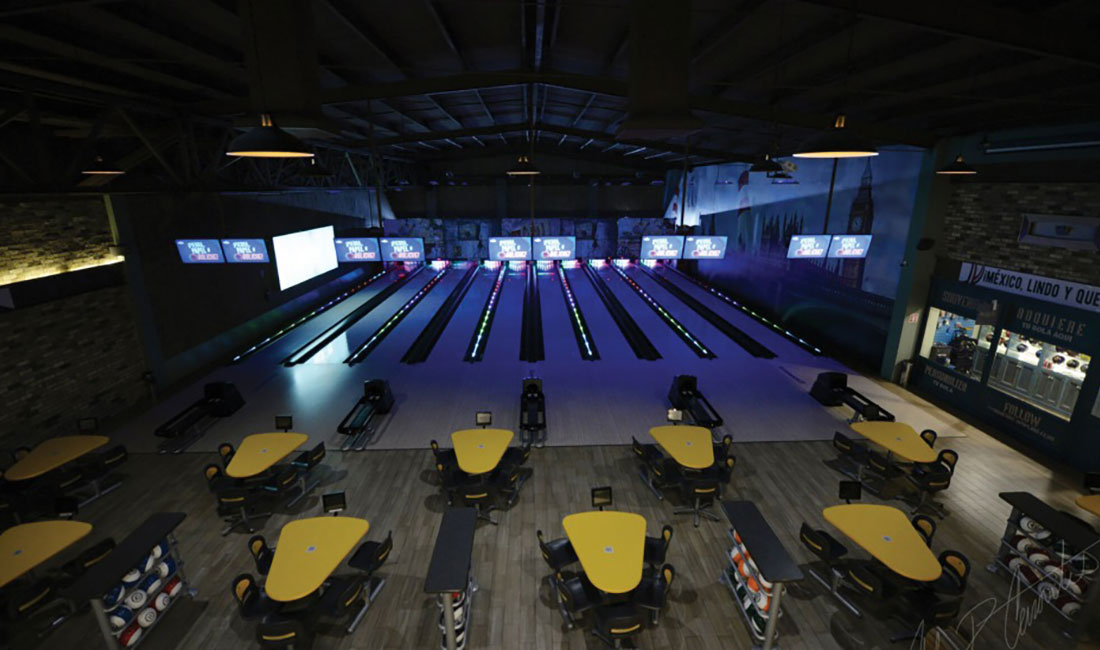Mercury bowling centre, Oxaca, Mexico - Image 1