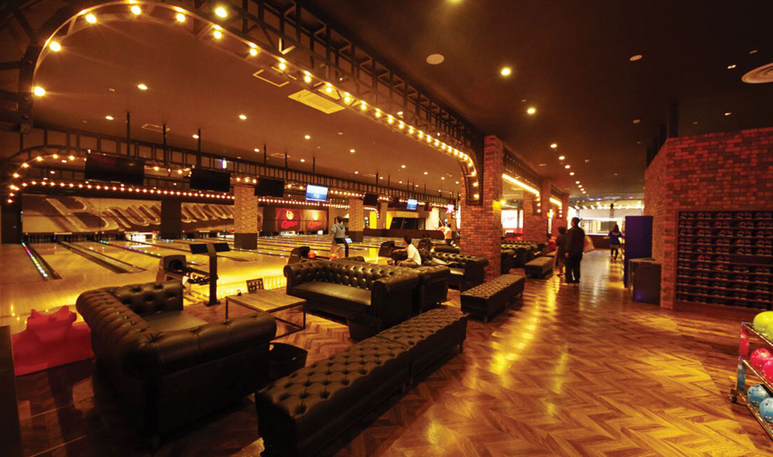 Brunswick distributor Sunbridge Group - Plaza Capcom, Hiroshima, Japan - Image 5