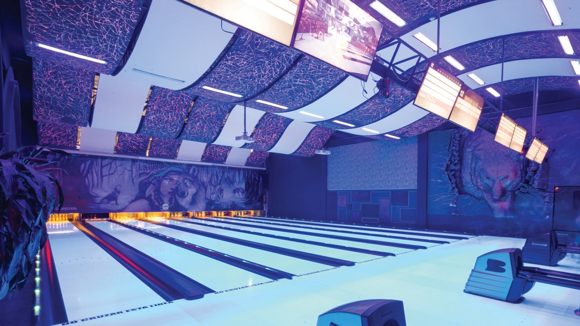 Universal Bowling International distributor Brunswick Bowling