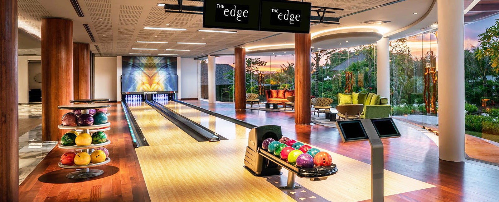 Brunswick distributor Bruns KL bowling alley at The Edge Hotel, Bali 