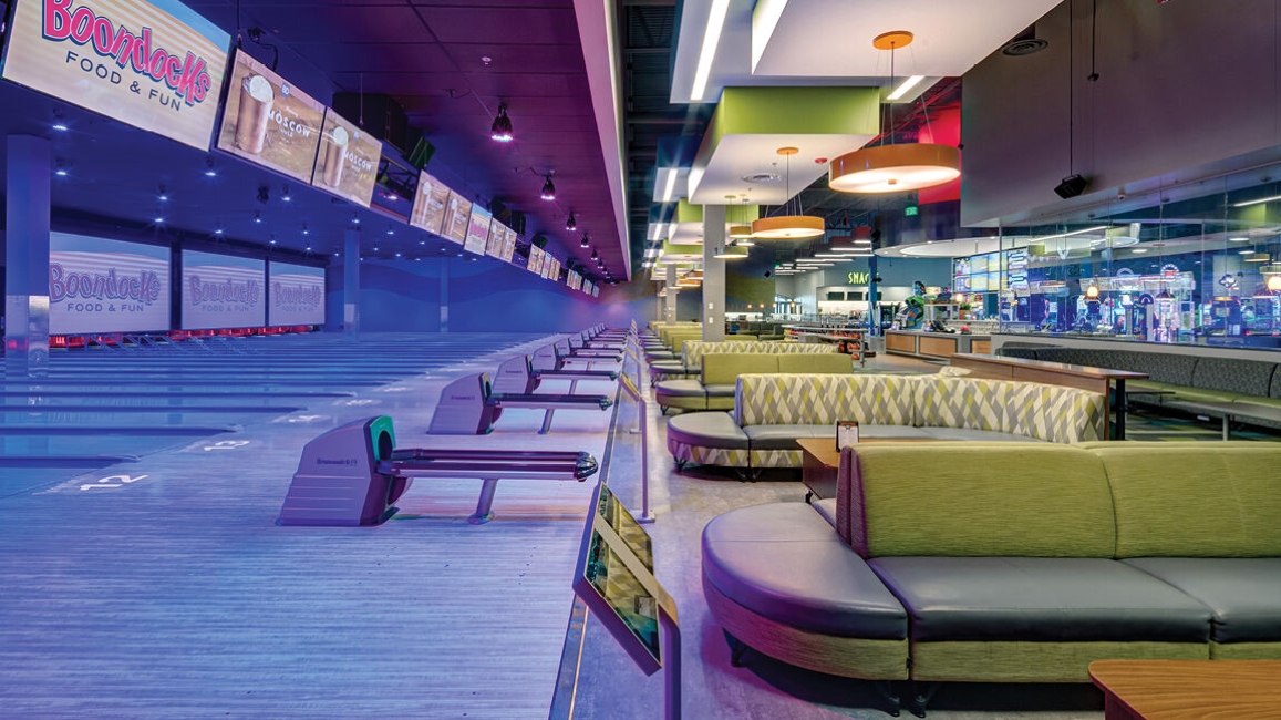 Brunswick Bowling - Boondocks bowling alley lanes and lounge area in Colorado, USA
