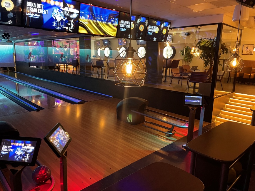 Brunswick distributor VBS bowling AB Lucky Bowl bowling alley in Sweden